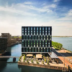 hotel-breeze-amsterdam.amsterdamhotelsnl.com/
